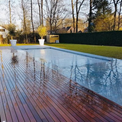 Réalisation d'une terrasse en bois exotique 